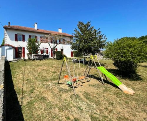 Maison de 5 chambres avec jardin clos et wifi a Bardos Bardos france