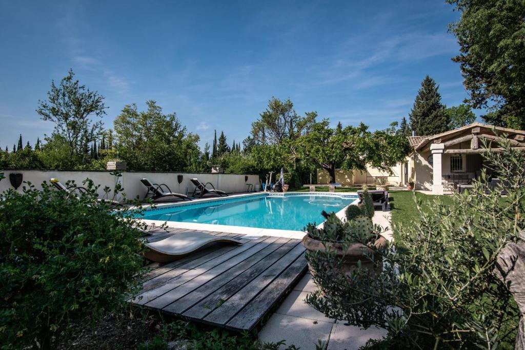 Maison de vacances Maison de campagne à Fontaine de Vaucluse - piscine privée 2228 route de Fontaine, 84800 Saumane-de-Vaucluse