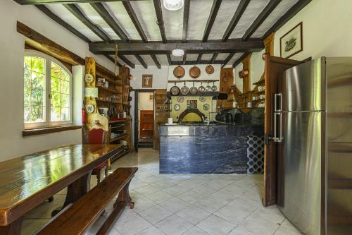 Maison de vacances Maison de campagne avec piscine à 30min de Laval La renaumière Gennes-sur-Glaize