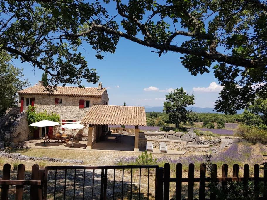 Maison de vacances Maison de caractère dans Luberon avec piscine 271 rd 114, 84400 Saignon