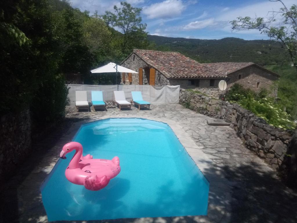 Maison de vacances Maison de charme 3 étoiles dans les Cévennes avec terrasse et piscine privée Mas de Boissière Le Pouget, 30170 Cros