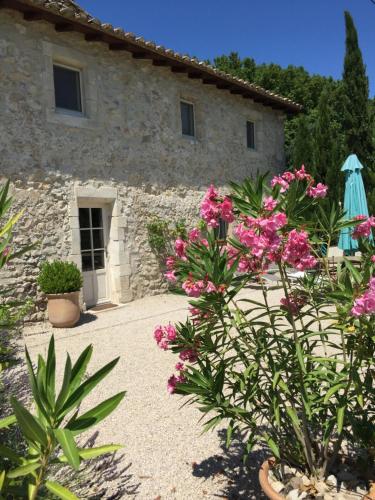 Maison de Charme dans Domaine 17ème Tarascon france