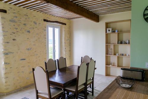 Maison de charme dans un Hameau Provençal Les Mées france