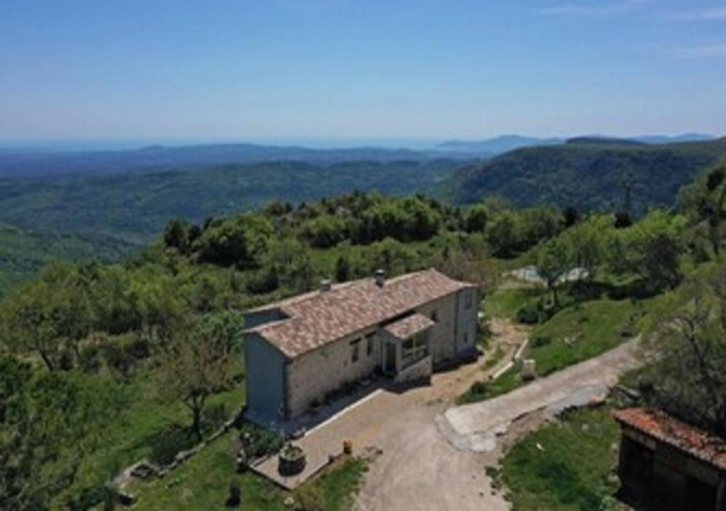 Maison de vacances Maison de famille Parc Naturel Régional 77 Chemin du Revest, 06620 Gourdon