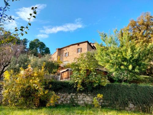 Maison de hameau avec vue imprenable et piscine Sanilhac france