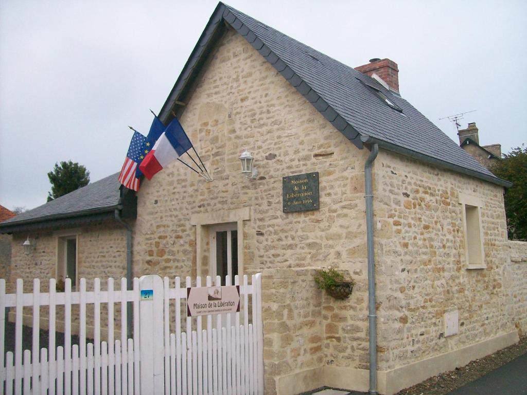 Maison de vacances Maison de la Libération 6 Juin 1944 OMAHA BEACH 27 Rue du Val, 14710 Saint-Laurent-sur-Mer