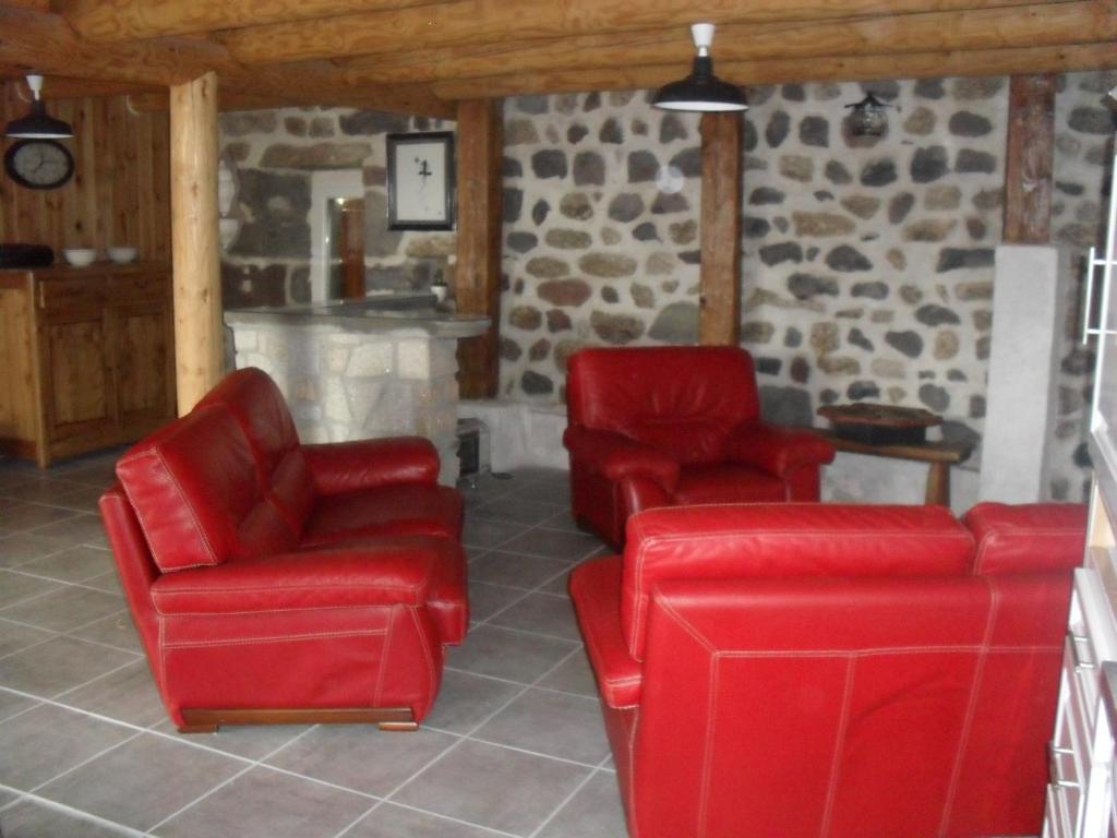 Maison de vacances \ Le Village le village le plagnal 07590 Le Plagnal