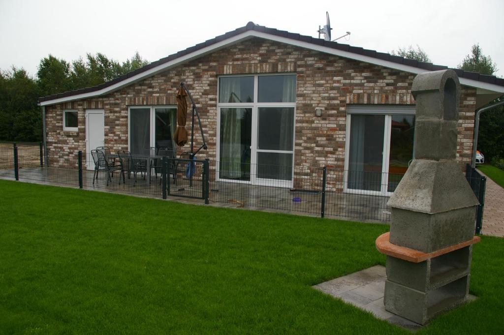 11 Ferienhaus am See Am Reiterdorf 11, 49767 Neuringe