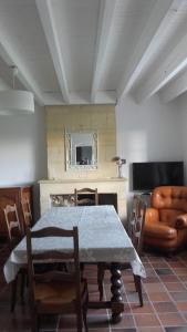12 Grand Sable