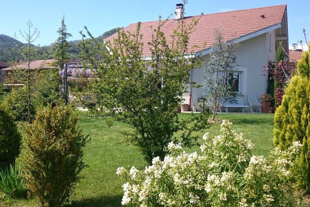 Maison de vacances 130 m2 Entièrement pour vous ! 284 chemin de la Pératière 38210 Cras