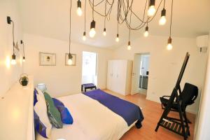 137 Private family home -8 min from historic center
