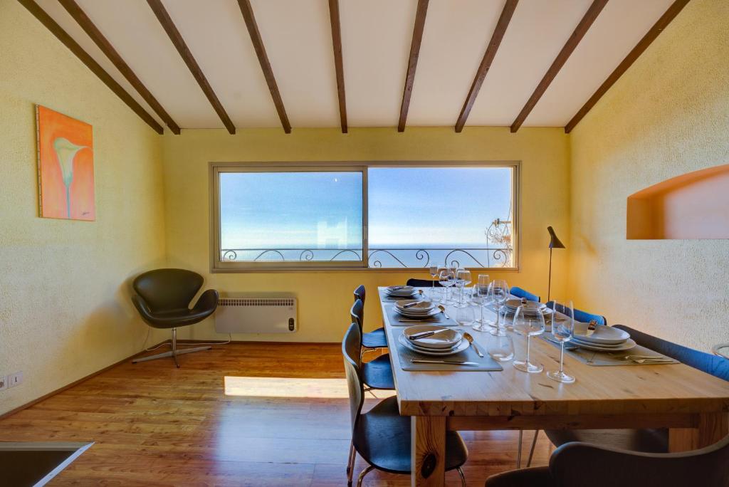 180 panoramic sea view direct beach location Locmaria Plouzan