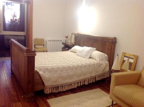 2 bedrooms house with furnished garden and wifi at Guilhabreu 6 km away from the beach