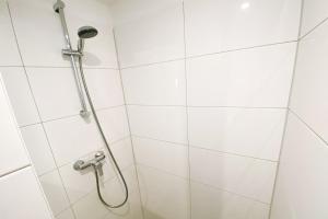 2 room house for workers
