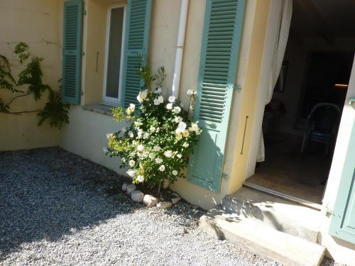28 Rue de la Ferrage