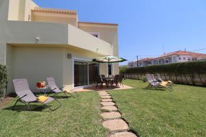 3-Bed Townhouse with pool in Albufeira Balaia