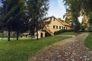 5 bedrooms house with private pool enclosed garden and wifi at Paredes de Coura