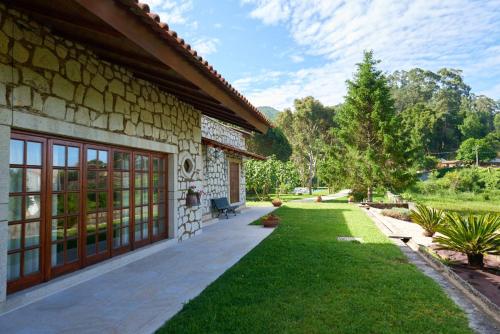 5 bedrooms house with sea view shared pool and enclosed garden at Cristelo 2 km away from the beach