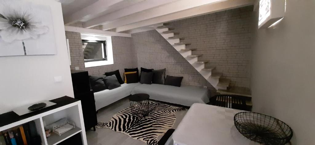 5***** LOFT Loulé Historical Center Rua de São Domingos, 8100-221 Loulé