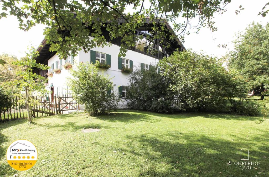 Maison de vacances 5 Sterne Ferienhaus Gut Stohrerhof am Ammersee bis 15 Personen 2 Neuwiese 86911 Dießen am Ammersee