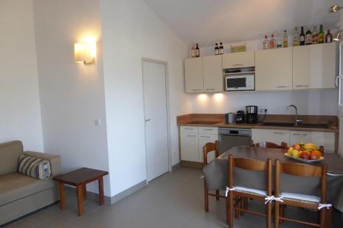 55 m with terrace and view Golf of Santa Giulia