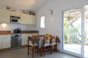 55 m with terrace and view Golf of Santa Giulia