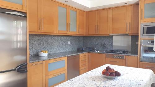 600 Local Accommodation