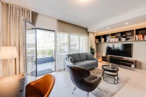 A 2 pas du Lac - Appartement T2 avec climatisation terrasse et garage