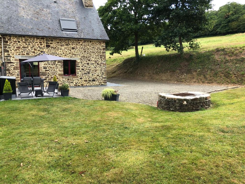 Maison de vacances A 20 kms du Mont St Michel, Charme à la campagne 4 Le Mée 50240 Saint-Senier-de-Beuvron