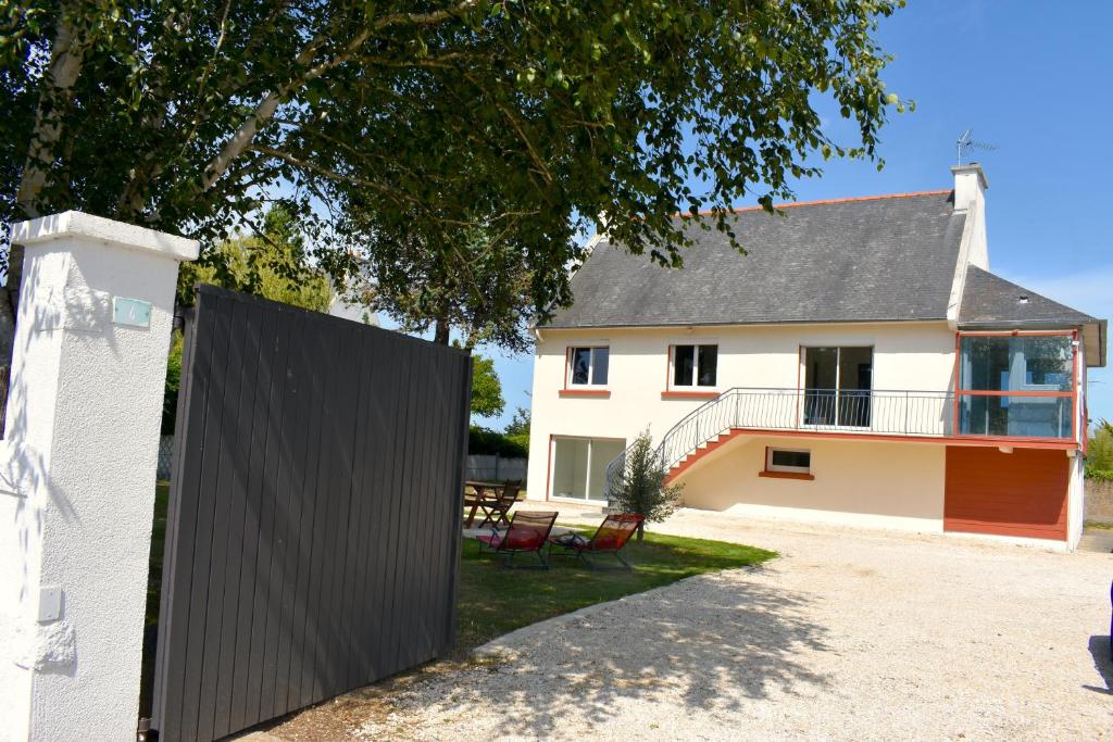 Maison de vacances À 2mn de la plage, maison avec grand terrain clos 4 Rue de Saint-Eloi 22190 Plérin