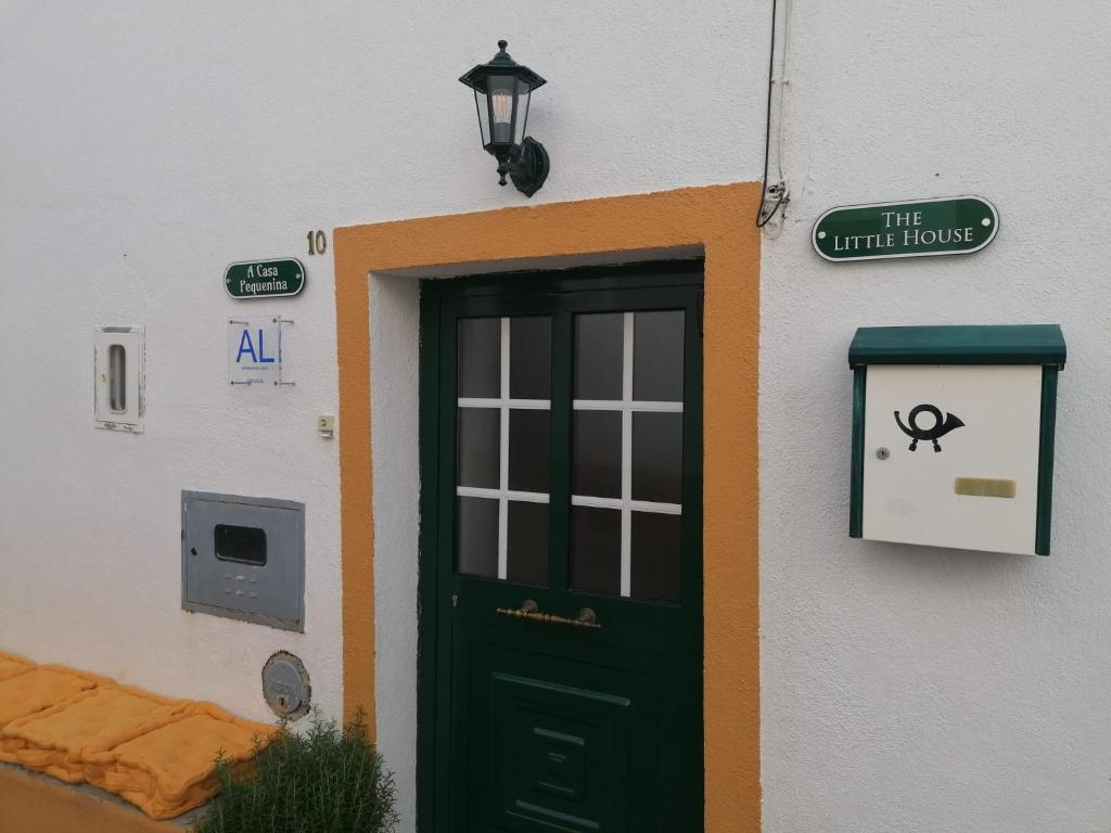 A Casa Pequenina - Escusa, Marvão Rua da Fonte 10, Escusa, 7330-313 São Salvador da Aramenha