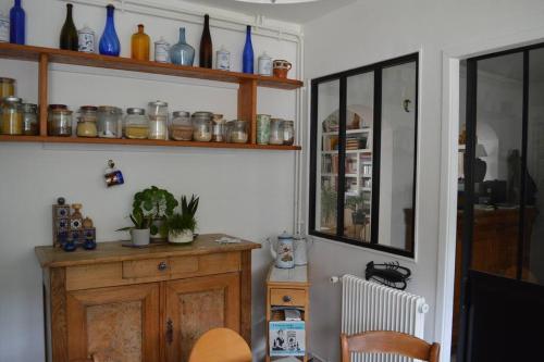 A l'ombre du palmier, maison à 1,2 km de l'océan