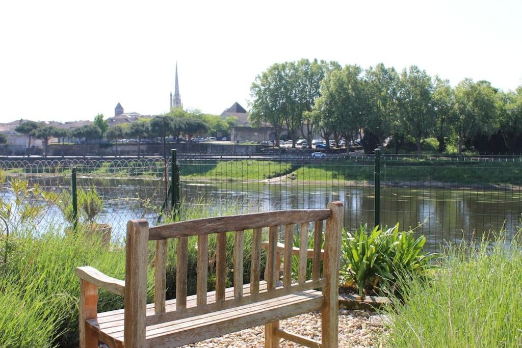 Maison de vacances A Little Gem on the Banks of the River Dordogne 14 Rue de la Rouquette 33220 Port-Sainte-Foy-et-Ponchapt