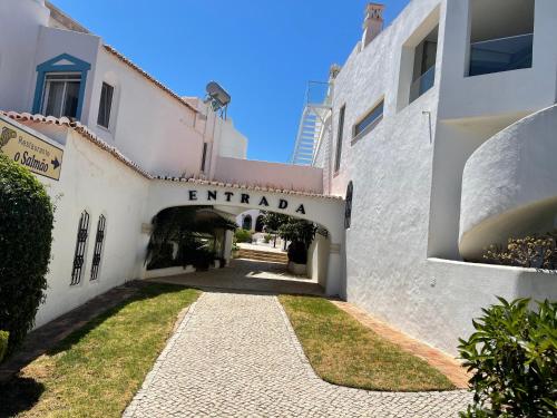 AD house on Carvoeiro