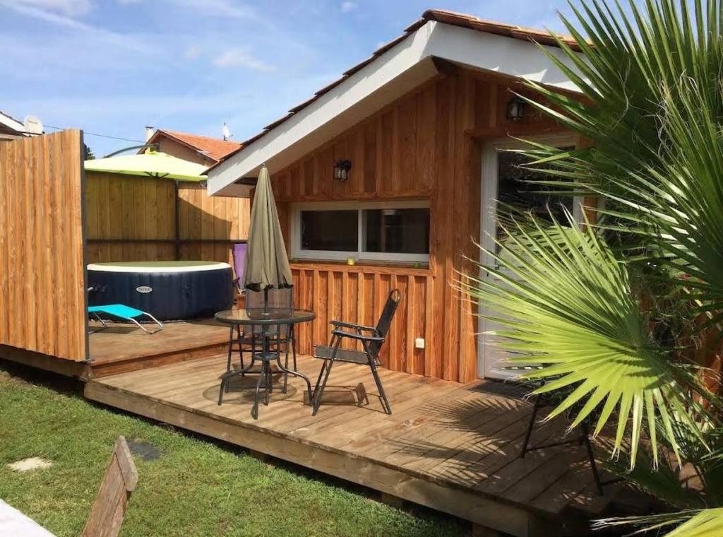 Adorable chalet des Huttiers - Bassin d'Arcachon 28 Rue des Huttiers, 33980 Audenge