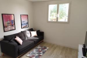 Adorable guest house with piscine