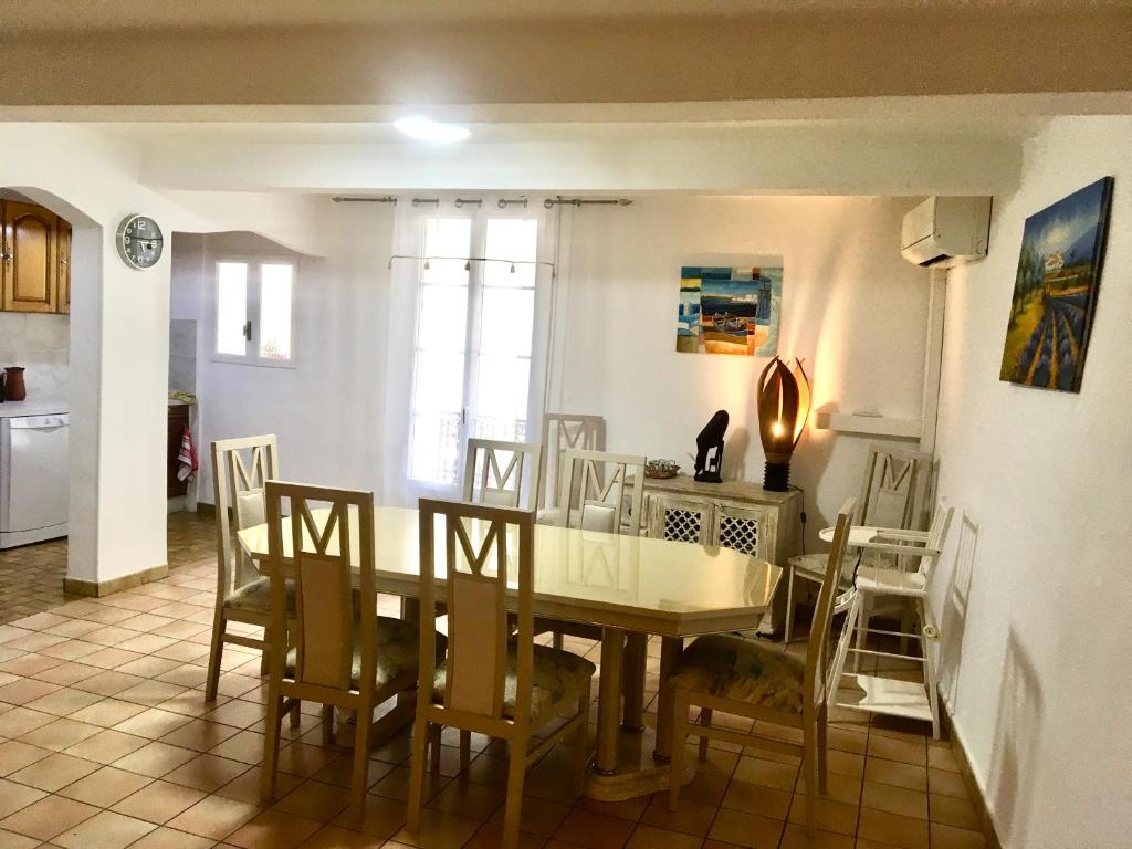 Maison de vacances Agréable maison au cœur du village 1 Rue de l'Égalité 66700 Argelès-sur-Mer