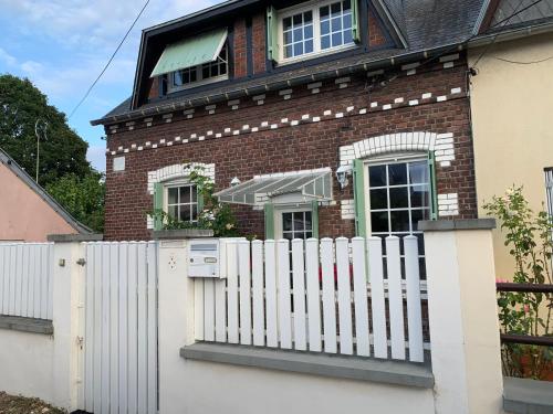 Agréable maison de ville, près jardin des plantes
