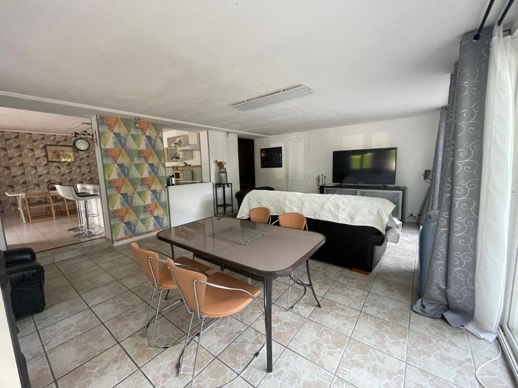 Maison de vacances Agréable maison entre Zoo et Châteaux 68 Rue Abel Poulin 41700 Contres