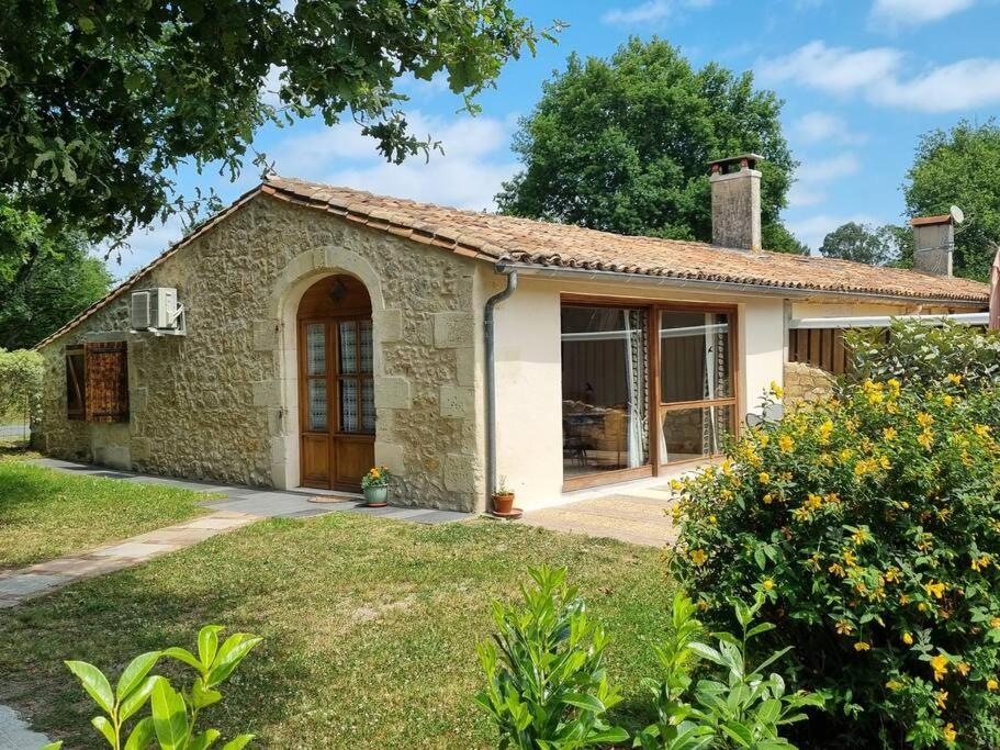 Maison de vacances Agréable maisonnette entre océan et vignes 1 Mariette 33590 Vensac