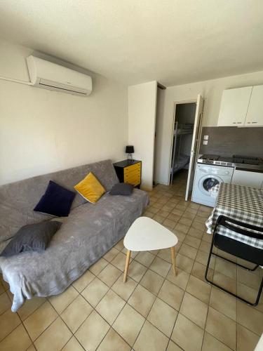 Agréable Tiny house bien située Parking gratuit