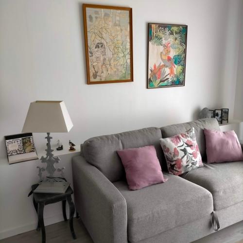 Alaric Lodge: gîte champêtre avec parking privé.