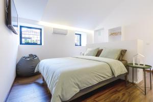 Alegria Cool House