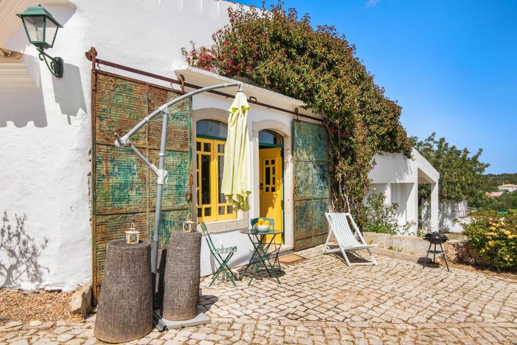 Maison de vacances Algarve Charming Rural 1br Villa Estr. Mun. 520 518A 8005-509 Santa Bárbara de Nexe