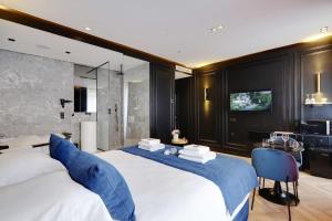 Amazing Bedroom with Jacuzzi - 2P Châtelet