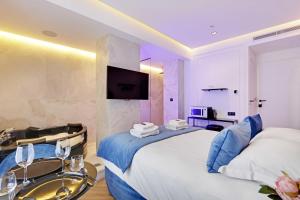 Amazing Bedroom with Jacuzzi 2P - Châtelet