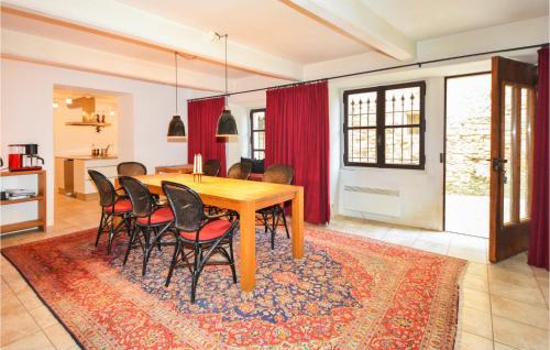 Amazing home in Aiguze with 4 Bedrooms and WiFi