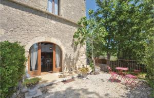 Maison de vacances Amazing home in Barjac with 3 Bedrooms, WiFi and Outdoor swimming pool  30430 Barjac Languedoc-Roussillon