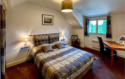 Amazing home in Boure with 3 Bedrooms, Outdoor swimming pool and WiFi