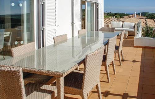 Amazing home in Budens with 4 Bedrooms, Private swimming pool and Outdoor swimming pool